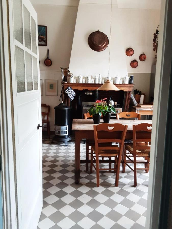 Villa Huize Carmélites à Fumay Extérieur photo